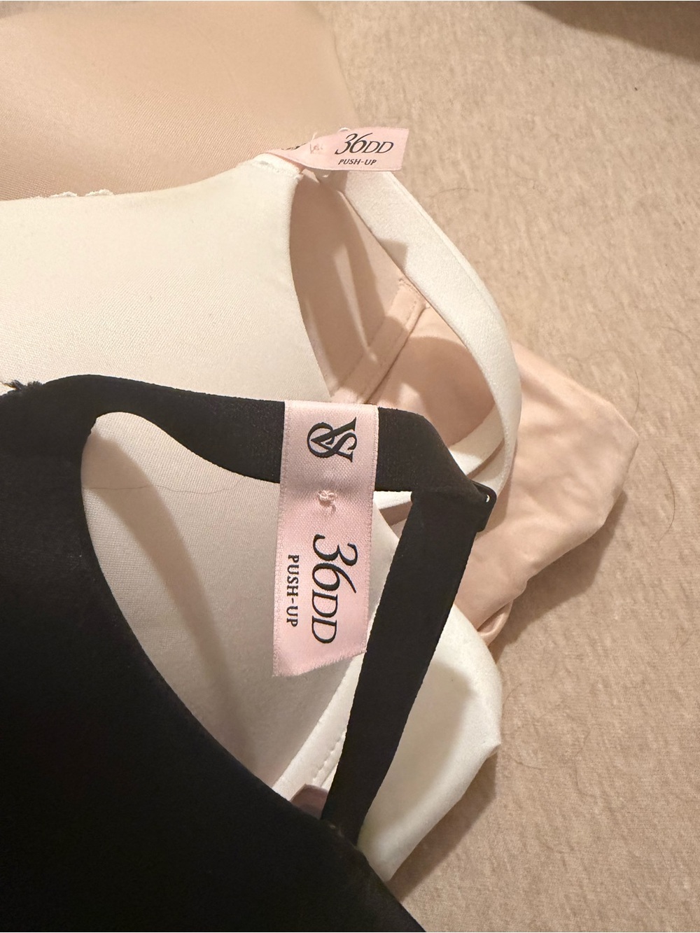 Victoria's Secret Black and White Push-Up Bra Set